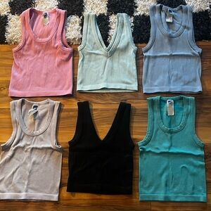 Old navy seamless tank top bundle